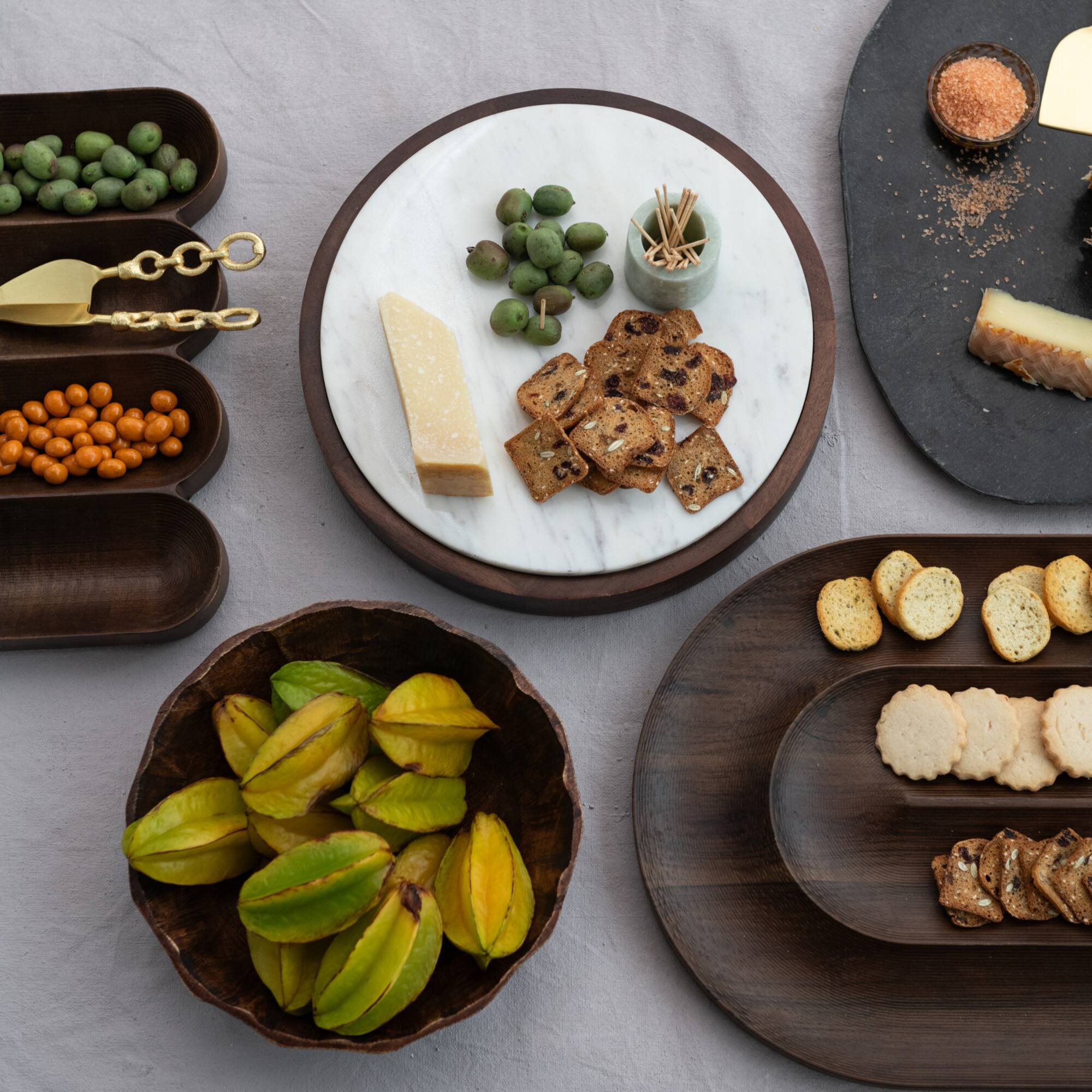 Hello Honey Mango Wood Chip and Dip, Walnut Finish